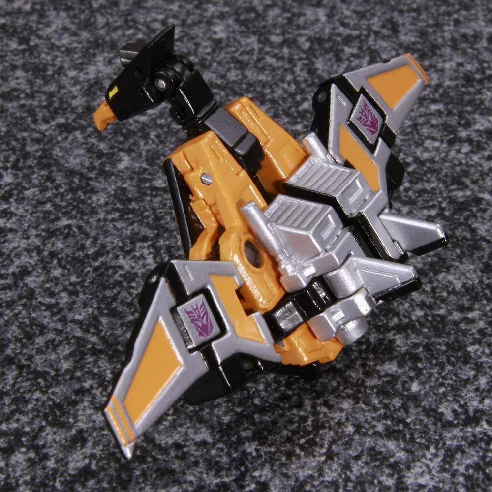 More Takara Tomy Masterpiece MP-13 Soundwave with MP-15